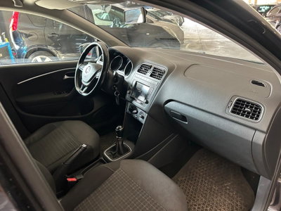 Volkswagen Polo 1.4 TDI 90 CV 5p. Highline BlueMotion Technology (9)