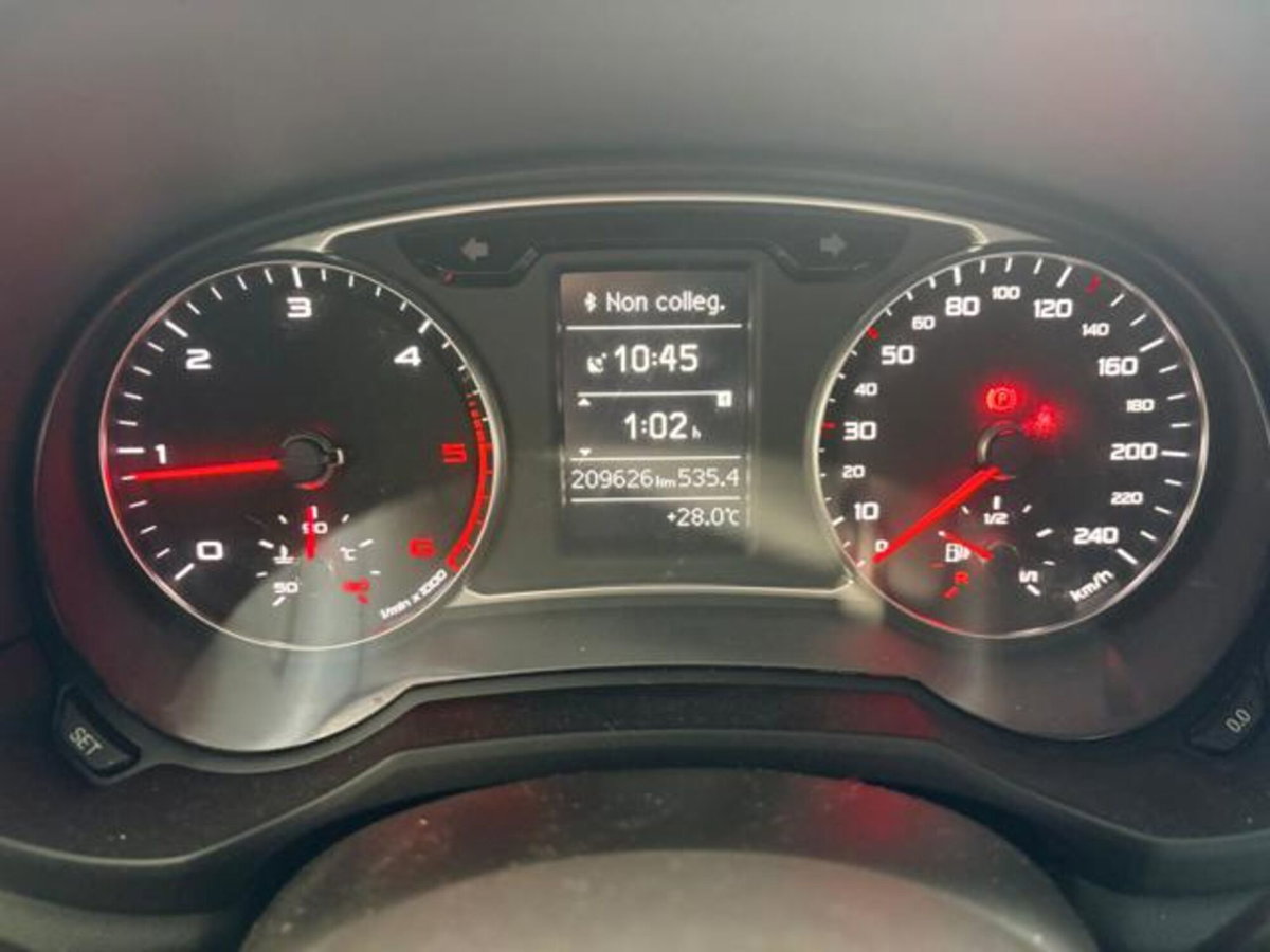 Audi A1 2.0 TDI Ambition (15)
