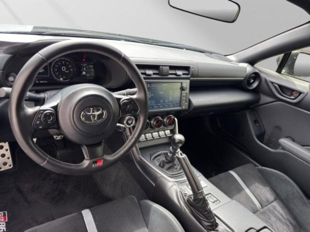 Toyota GR86 2.Premium Sport A/T (10)