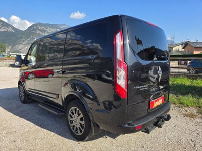 Ford Tourneo Custom 320 2.0 EcoBlue 150CV MHEV PC Titanium (4)