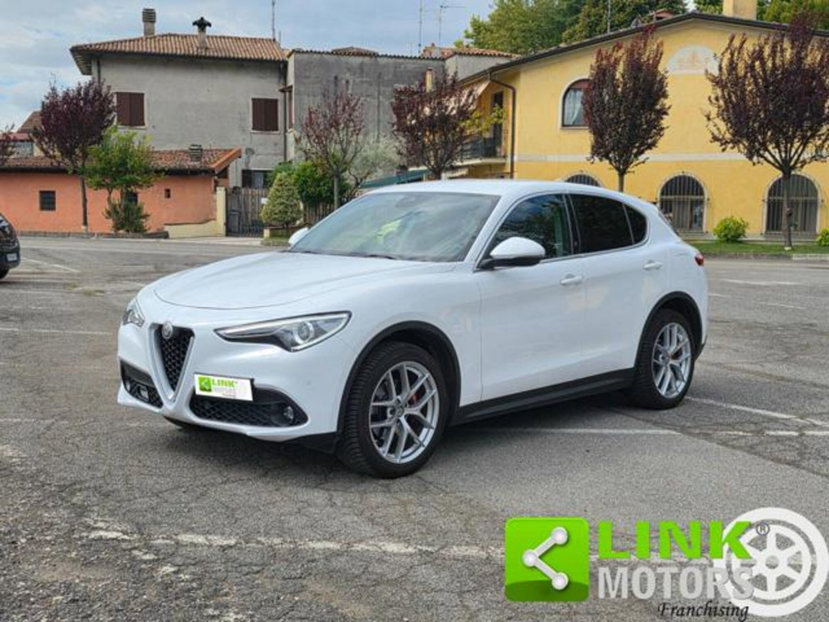 Alfa Romeo Stelvio Stelvio 2.2 Turbodiesel 210 CV AT8 Q4 Executive