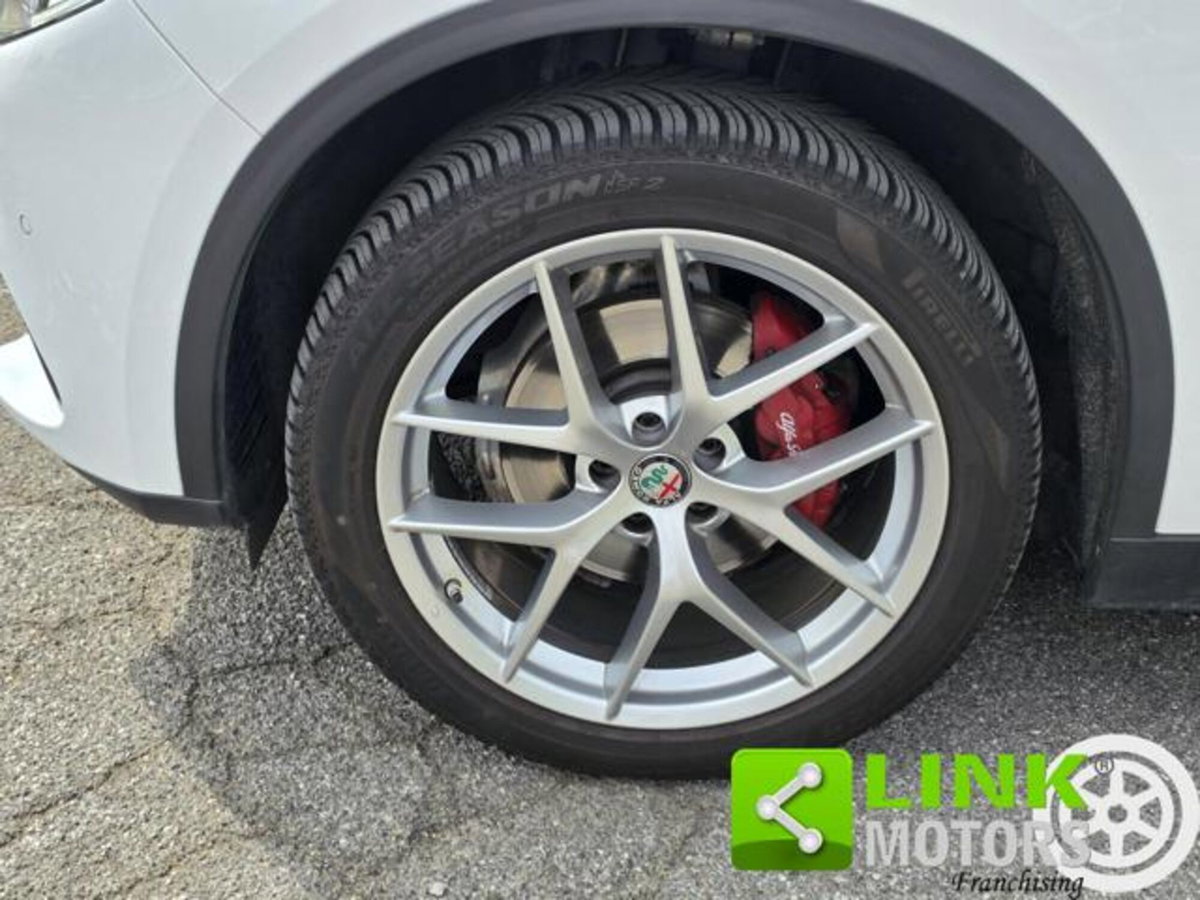 Alfa Romeo Stelvio Stelvio 2.2 Turbodiesel 210 CV AT8 Q4 Executive (15)