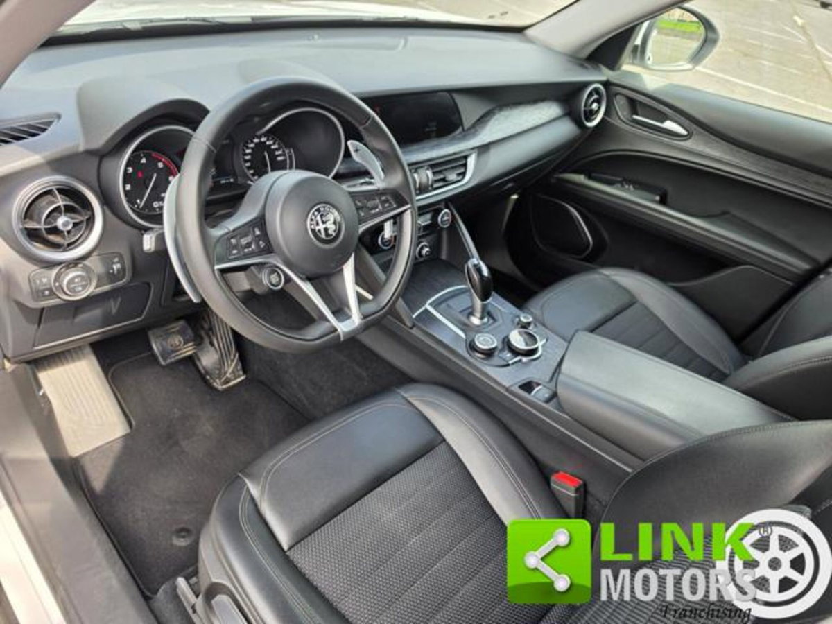 Alfa Romeo Stelvio Stelvio 2.2 Turbodiesel 210 CV AT8 Q4 Executive (2)
