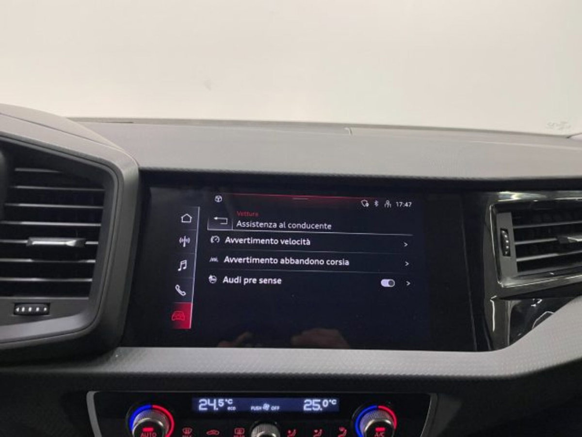 Audi A1 Sportback 25 TFSI S tronic Admired (12)