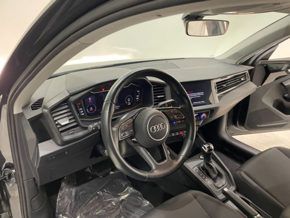Audi A1 Sportback 25 TFSI S tronic Admired (15)