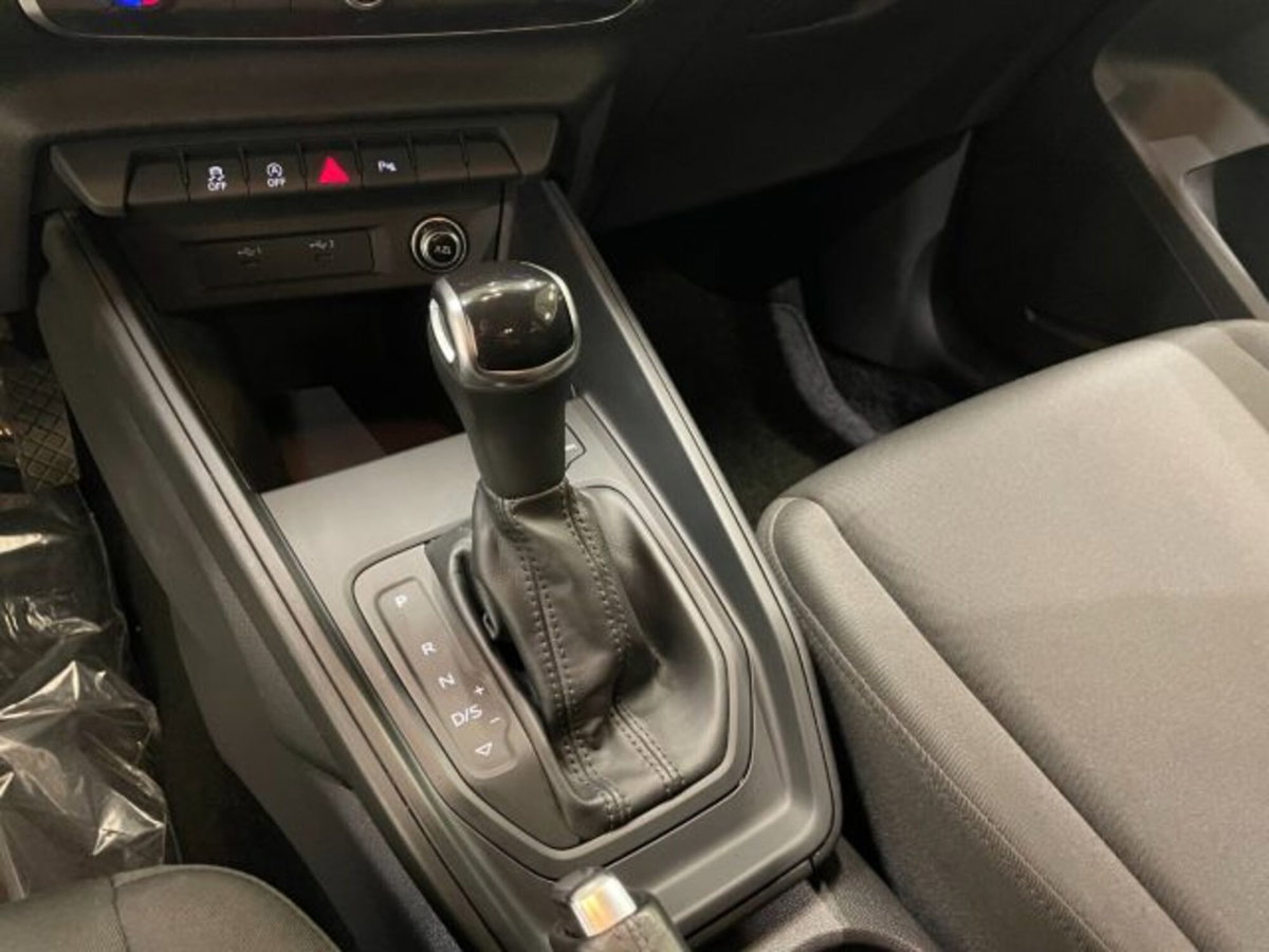 Audi A1 Sportback 25 TFSI S tronic Admired (8)