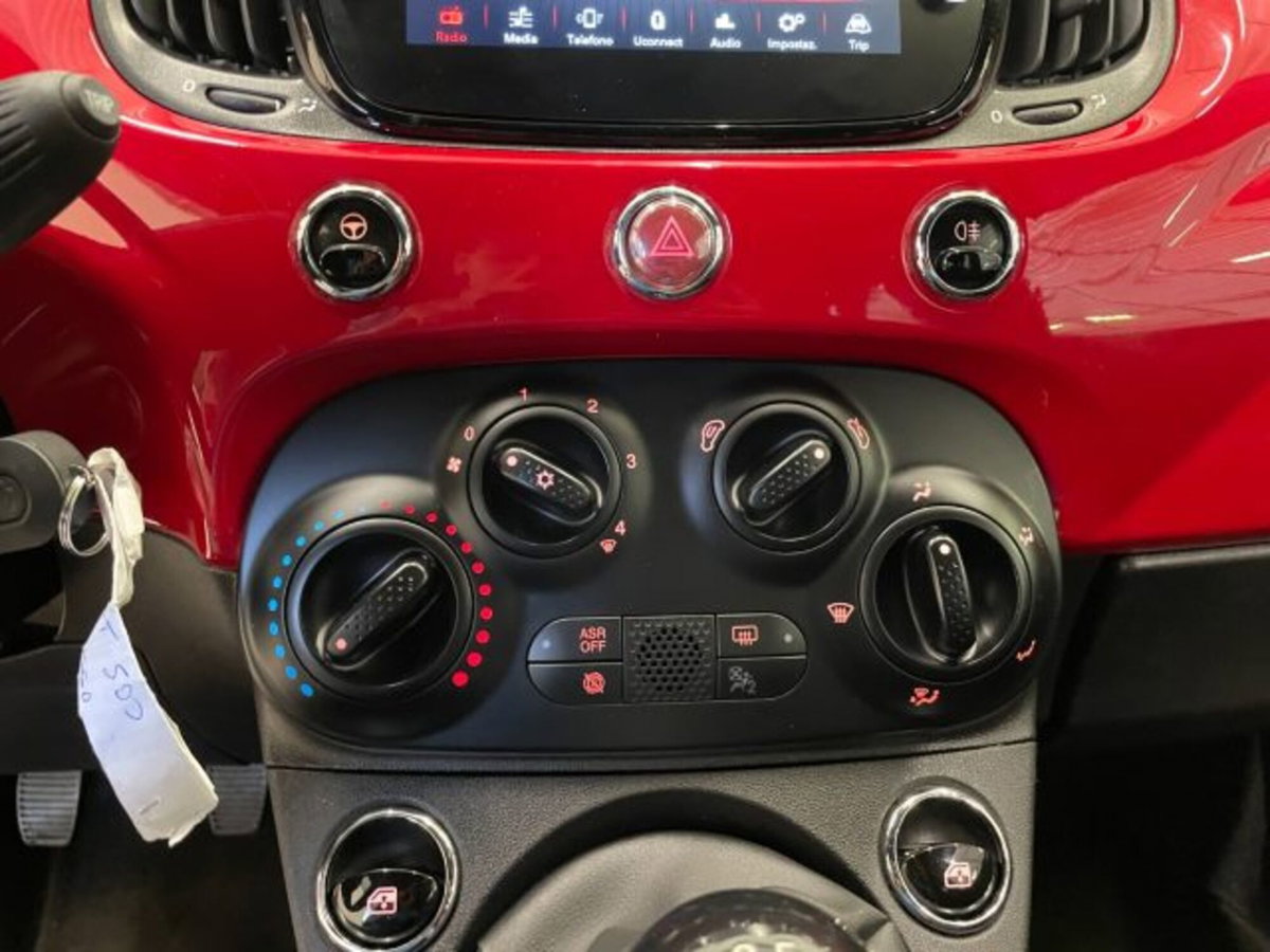 Fiat 500 1.0 Hybrid Club (12)