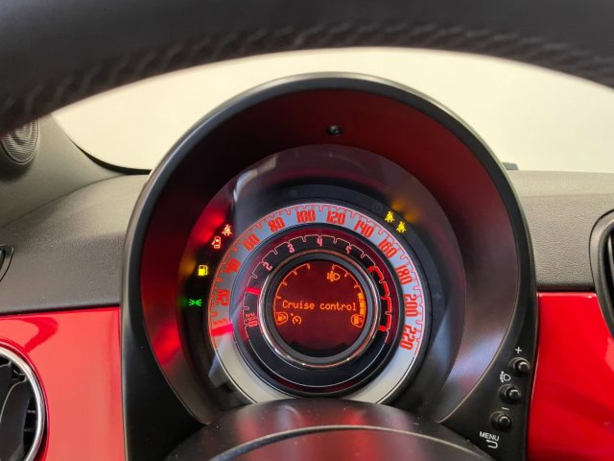 Fiat 500 1.0 Hybrid Club (14)
