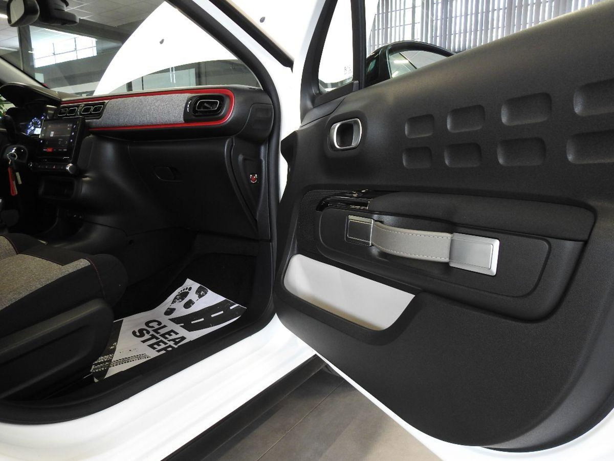 Citroen C3 PureTech 82 S&S Elle (10)