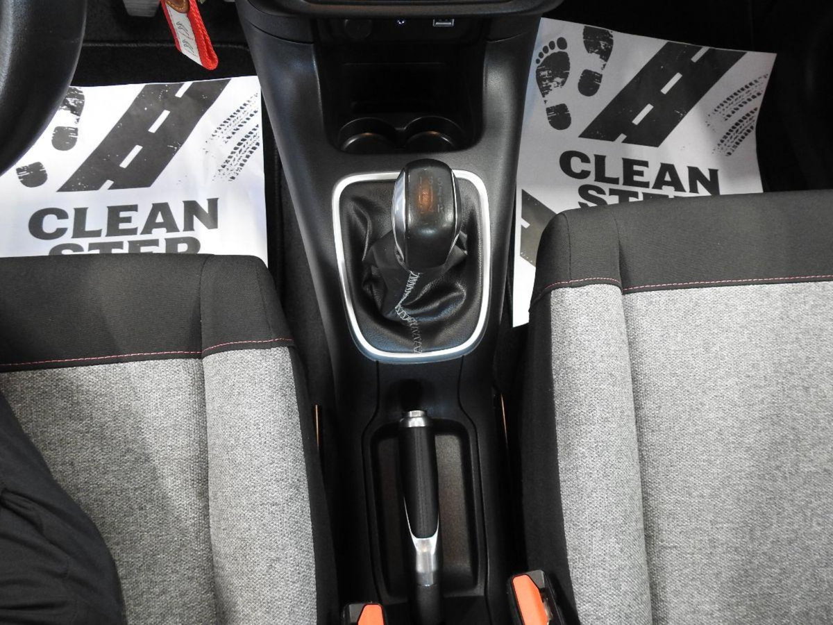 Citroen C3 PureTech 82 S&S Elle (19)