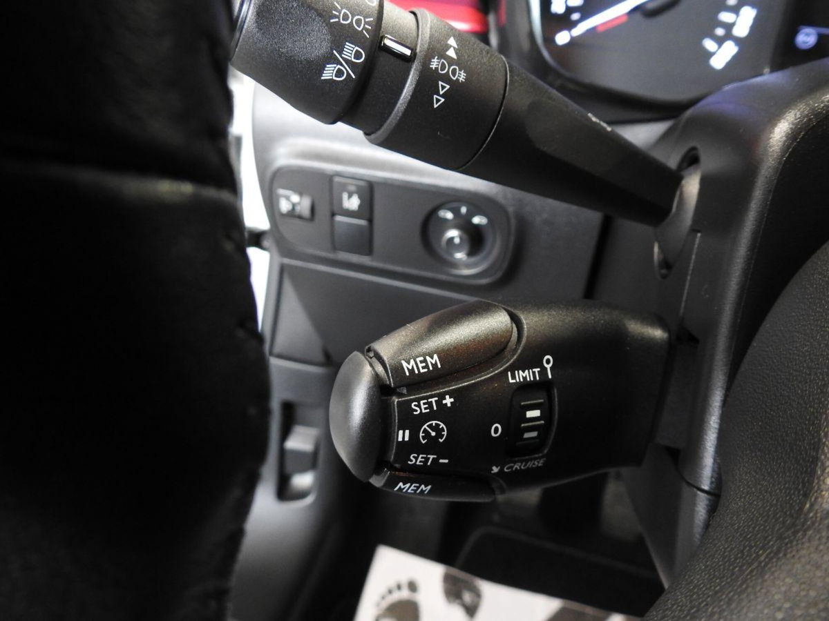 Citroen C3 PureTech 82 S&S Elle (20)
