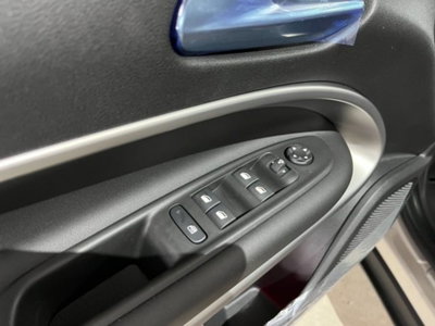 Jeep Avenger 1.2 turbo e-hybrid mhev Summit fwd 110cv edct6 (17)