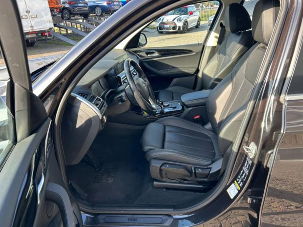 BMW X3 xDrive20d 48V (9)