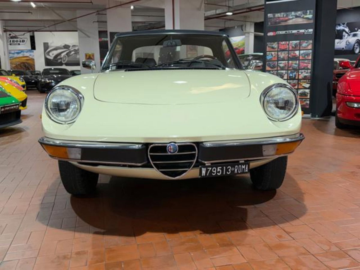 Alfa Romeo Spider 2.0 Veloce (17)