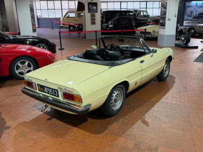 Alfa Romeo Spider 2.0 Veloce (4)
