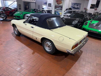Alfa Romeo Spider 2.0 Veloce (6)