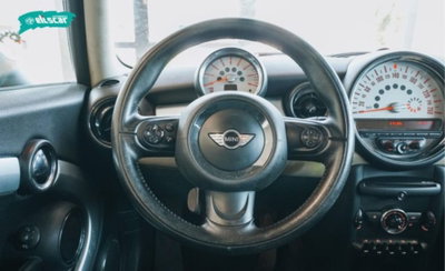 MINI Mini 1.6 16V Cooper (9)