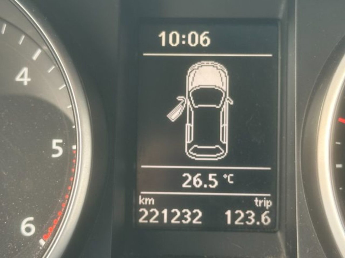 Volkswagen Golf Variant 1.6 TDI 105 CV Comfortline BlueMotion Tech. (12)