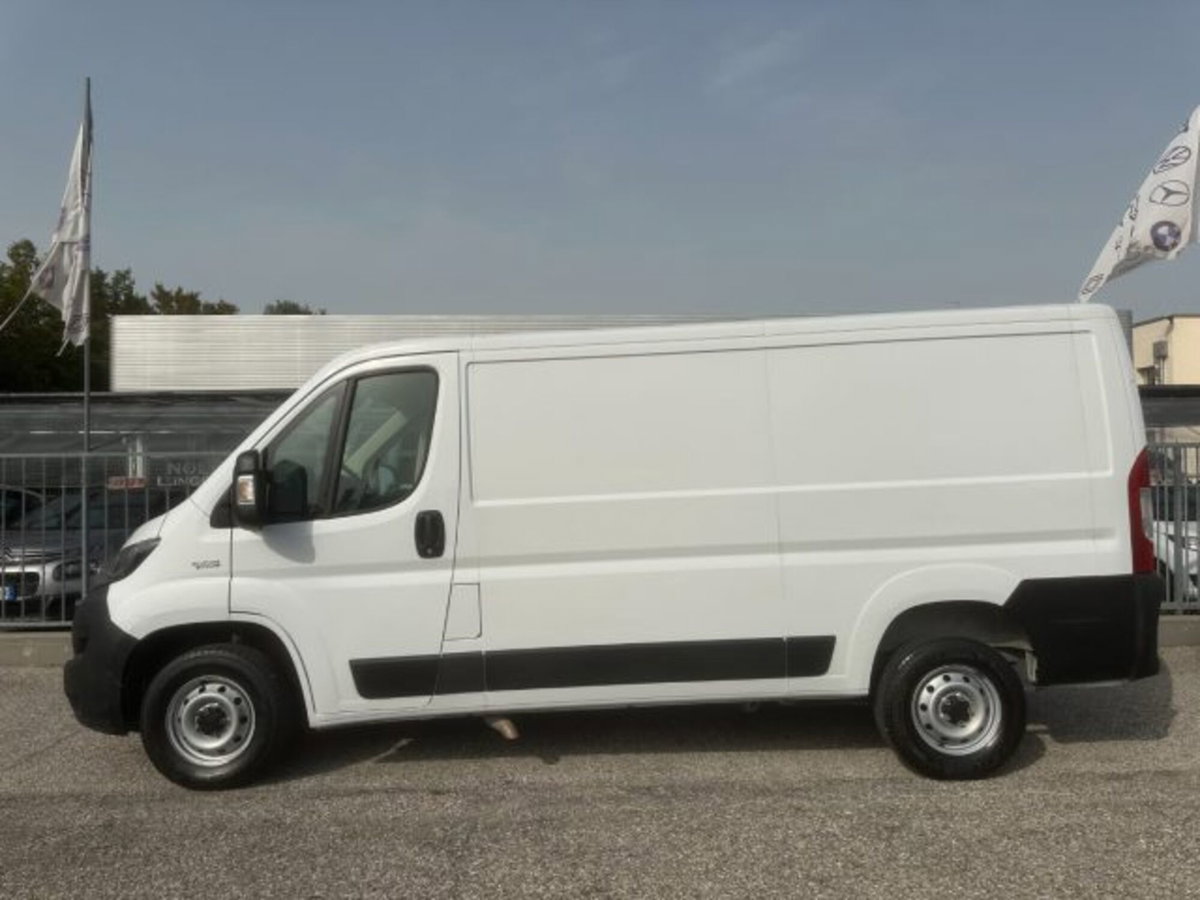 Fiat Ducato Furgone Vetrato 35 MH1 3.0 CNG 136cv  E6d-temp