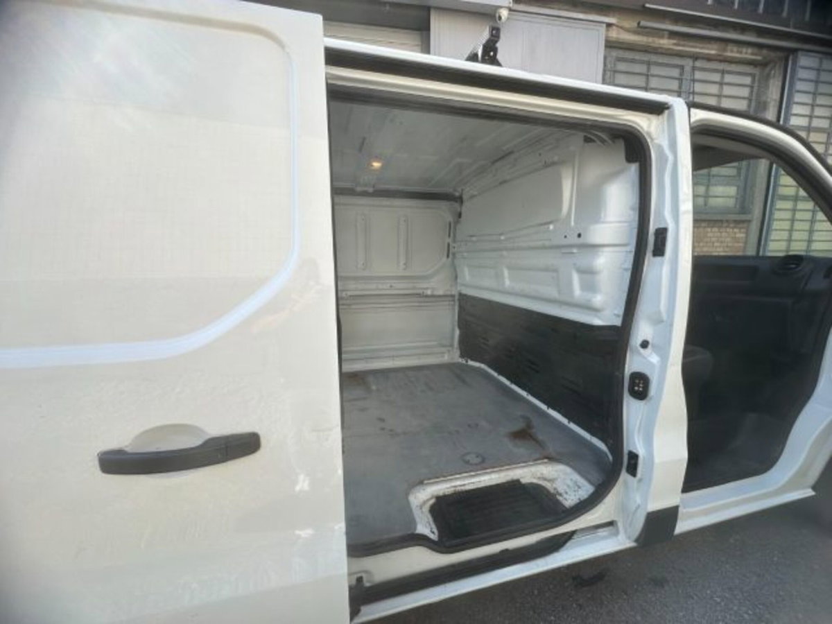 Renault Trafic Furgone T29 2.0 dCi 145CV PL-TN-DC Furgone Energy Ice (10)