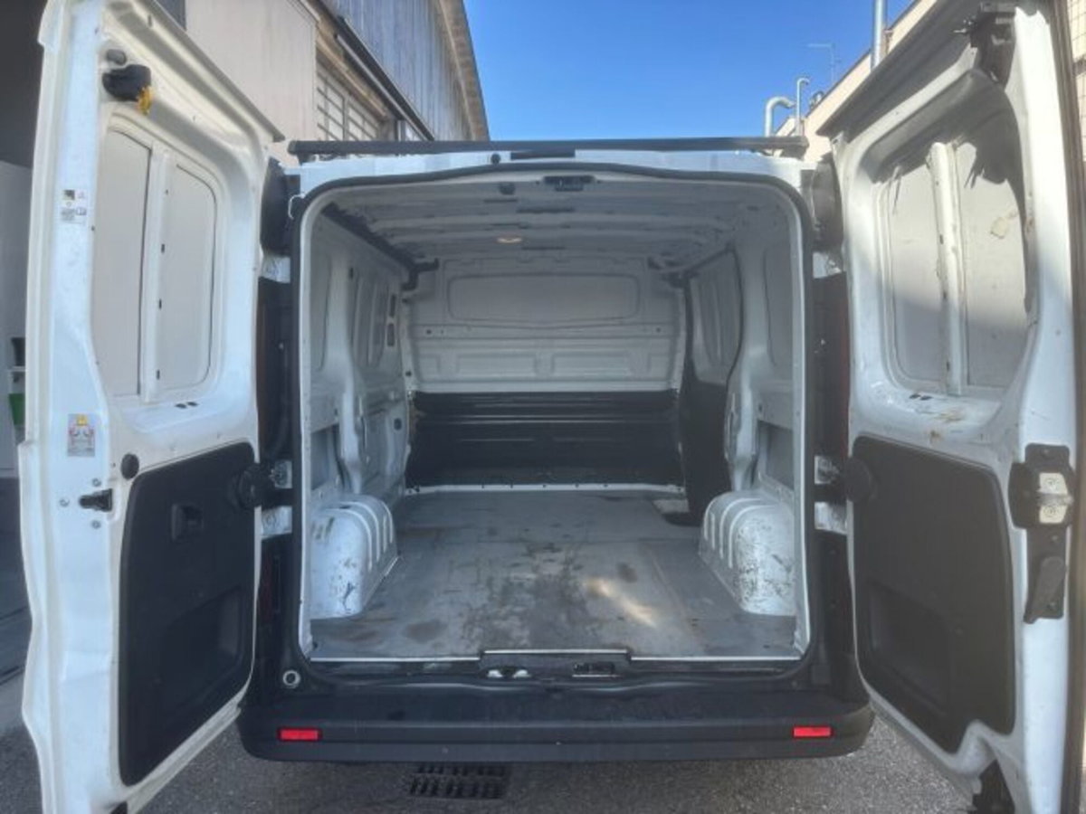 Renault Trafic Furgone T29 2.0 dCi 145CV PL-TN-DC Furgone Energy Ice (9)