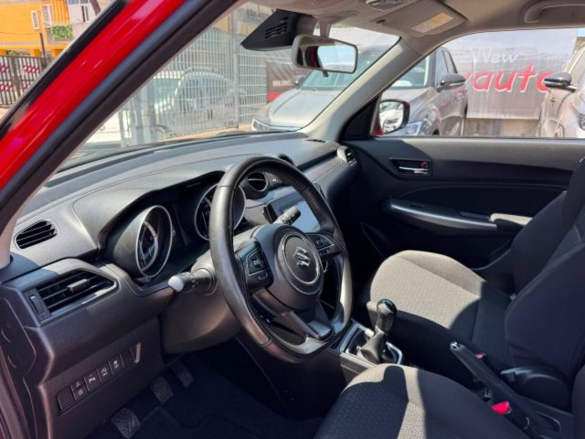 Suzuki Swift 1.2h Top 2wd (11)