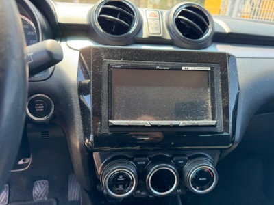 Suzuki Swift 1.2h Top 2wd (16)