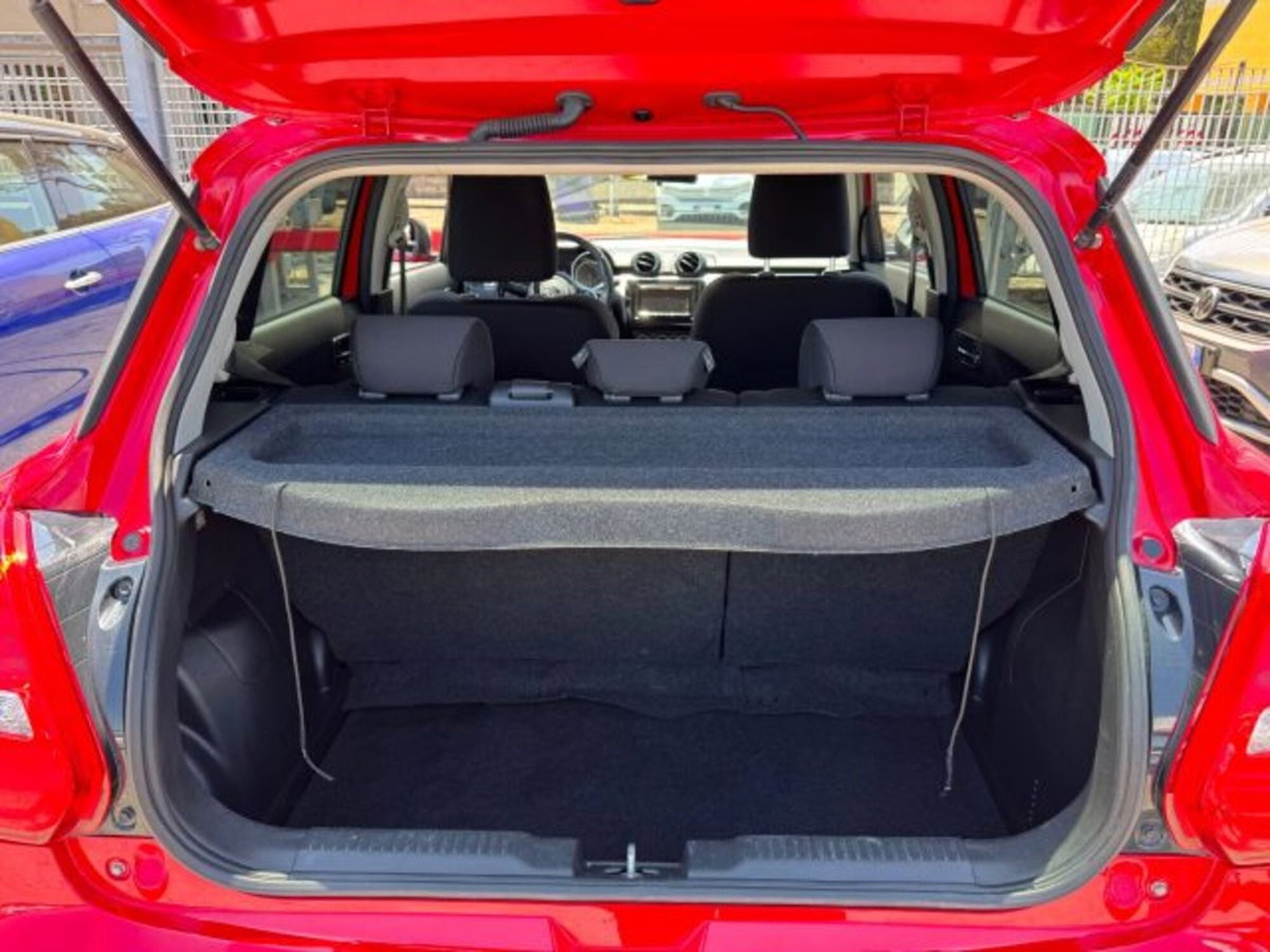 Suzuki Swift 1.2h Top 2wd (20)