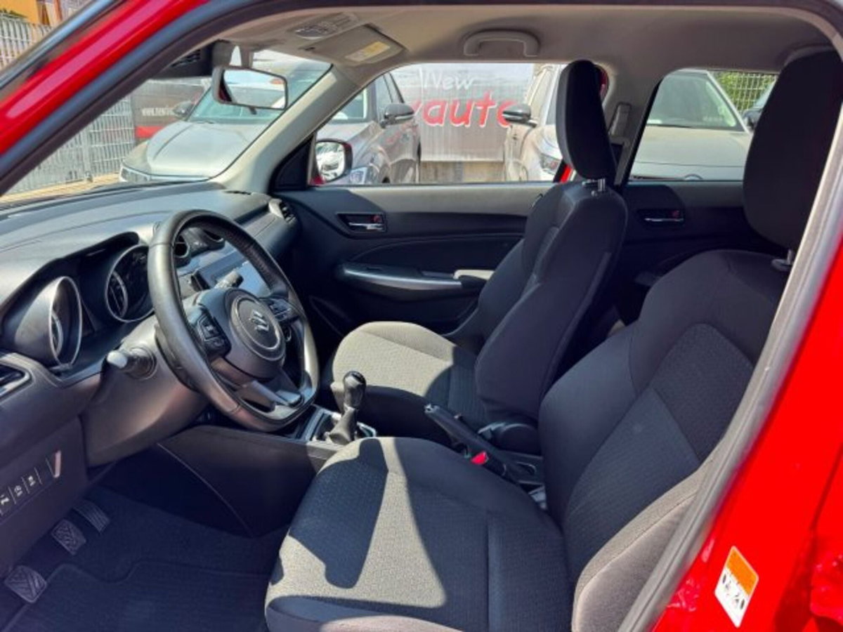 Suzuki Swift 1.2h Top 2wd (9)