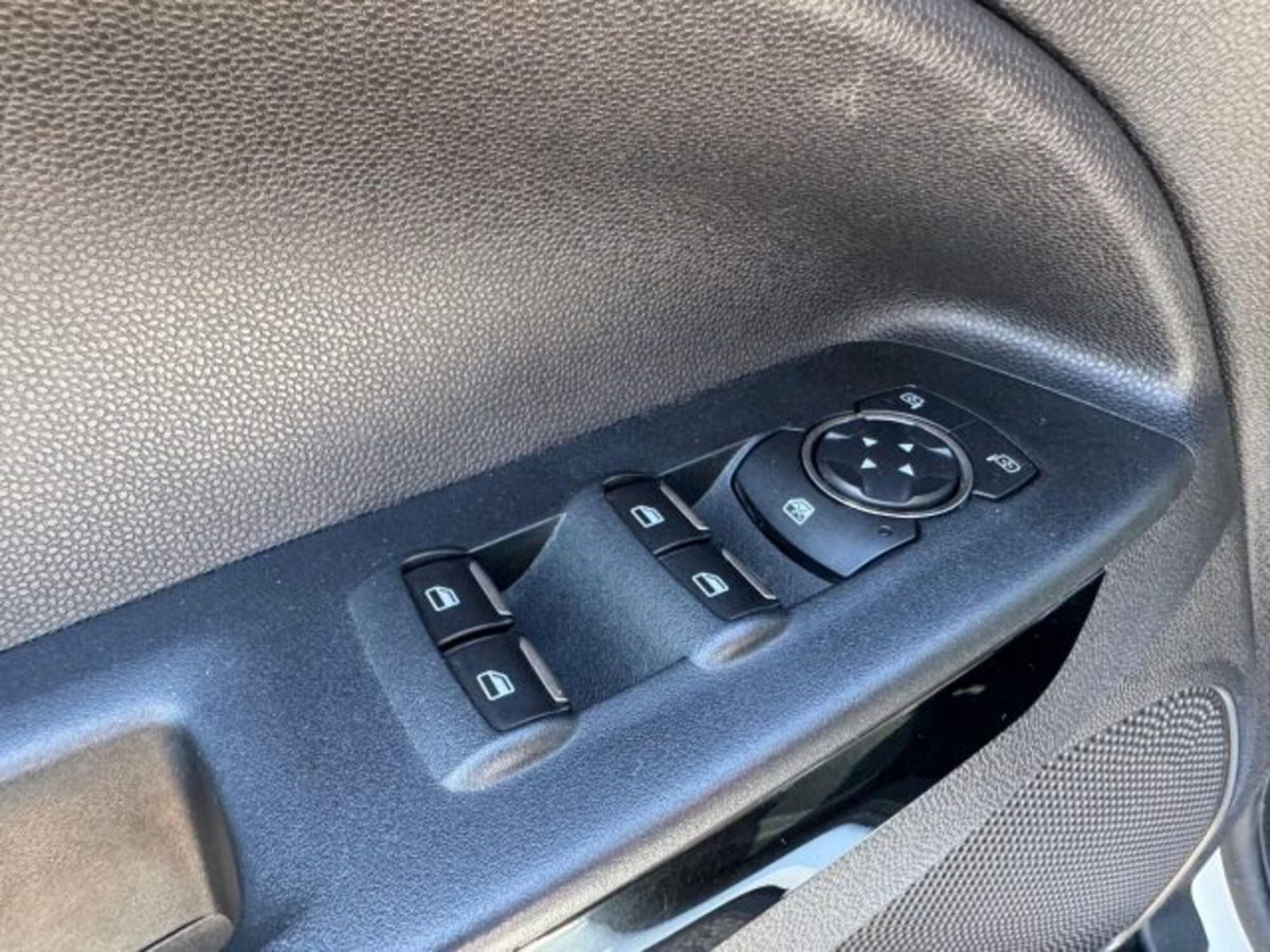 Ford EcoSport 1.0 EcoBoost 125 CV Start&Stop ST-Line (12)