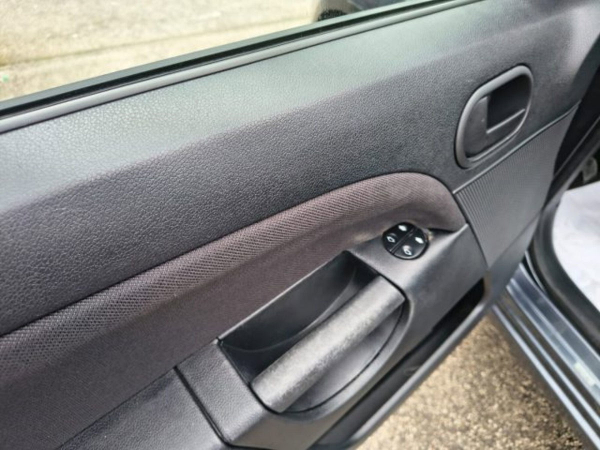 Ford Fiesta 1.2 16V 5p. Clever (9)