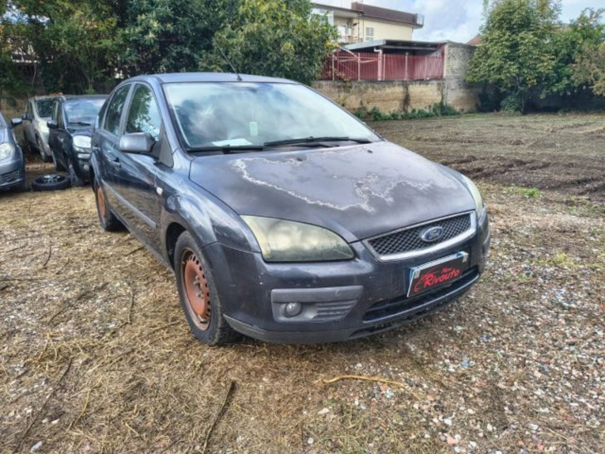 Ford Focus 1.6 TDCi (90CV) Titanium (2)