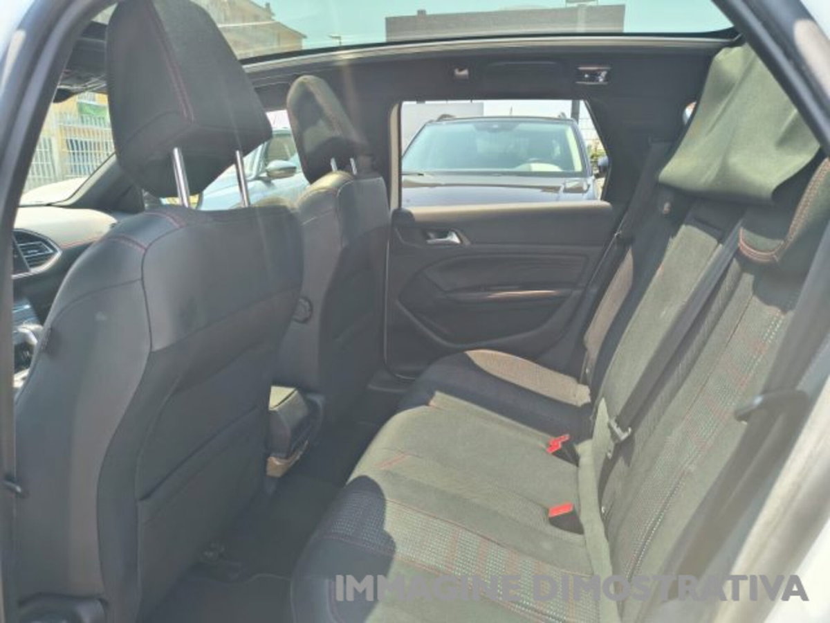 Peugeot 308 SW BlueHDi 150 S&S EAT6 GT Line (16)
