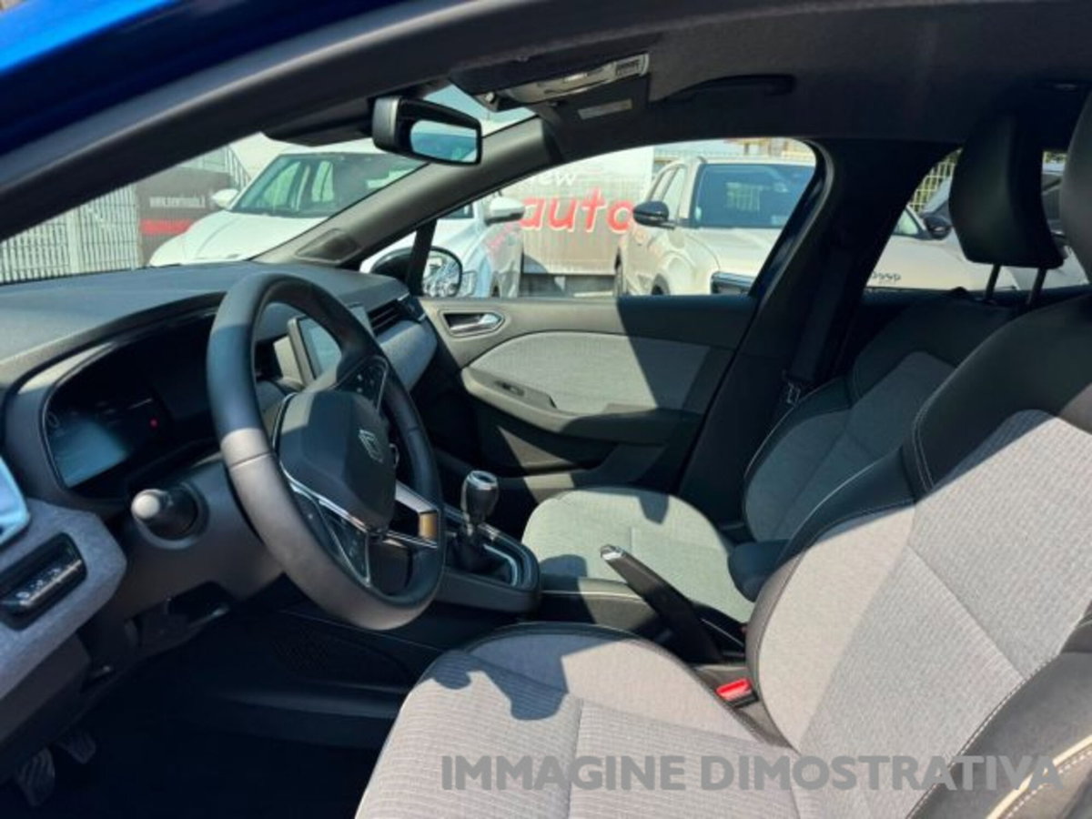 Renault Clio TCe 90 CV 5 porte Techno (13)