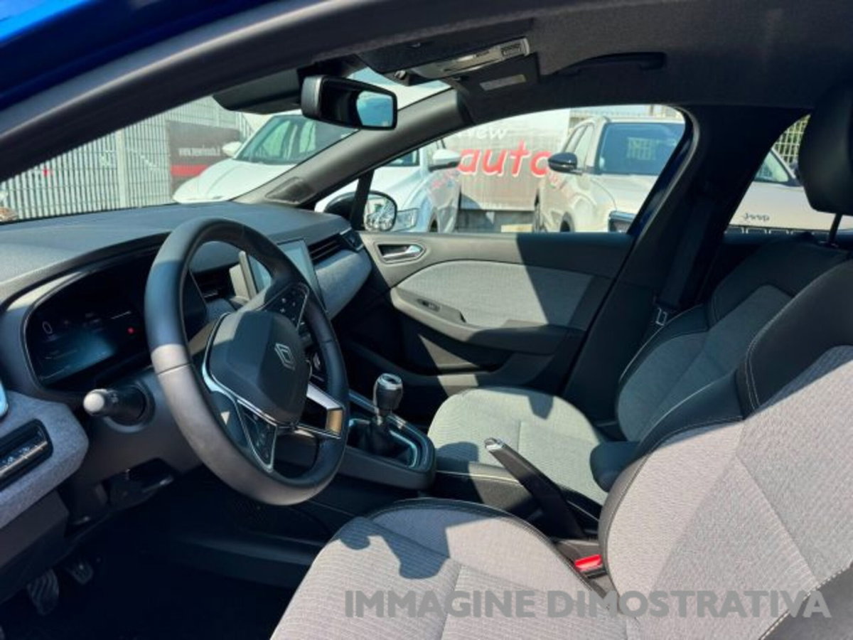 Renault Clio TCe 90 CV 5 porte Techno (11)