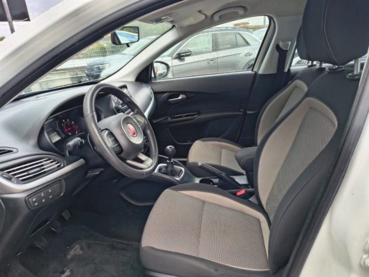 Fiat Tipo Tipo 1.4 T-Jet 120CV GPL 4 porte Easy (10)