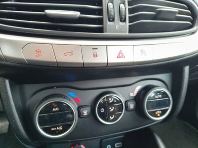 Fiat Tipo Tipo 1.4 T-Jet 120CV GPL 4 porte Easy (8)