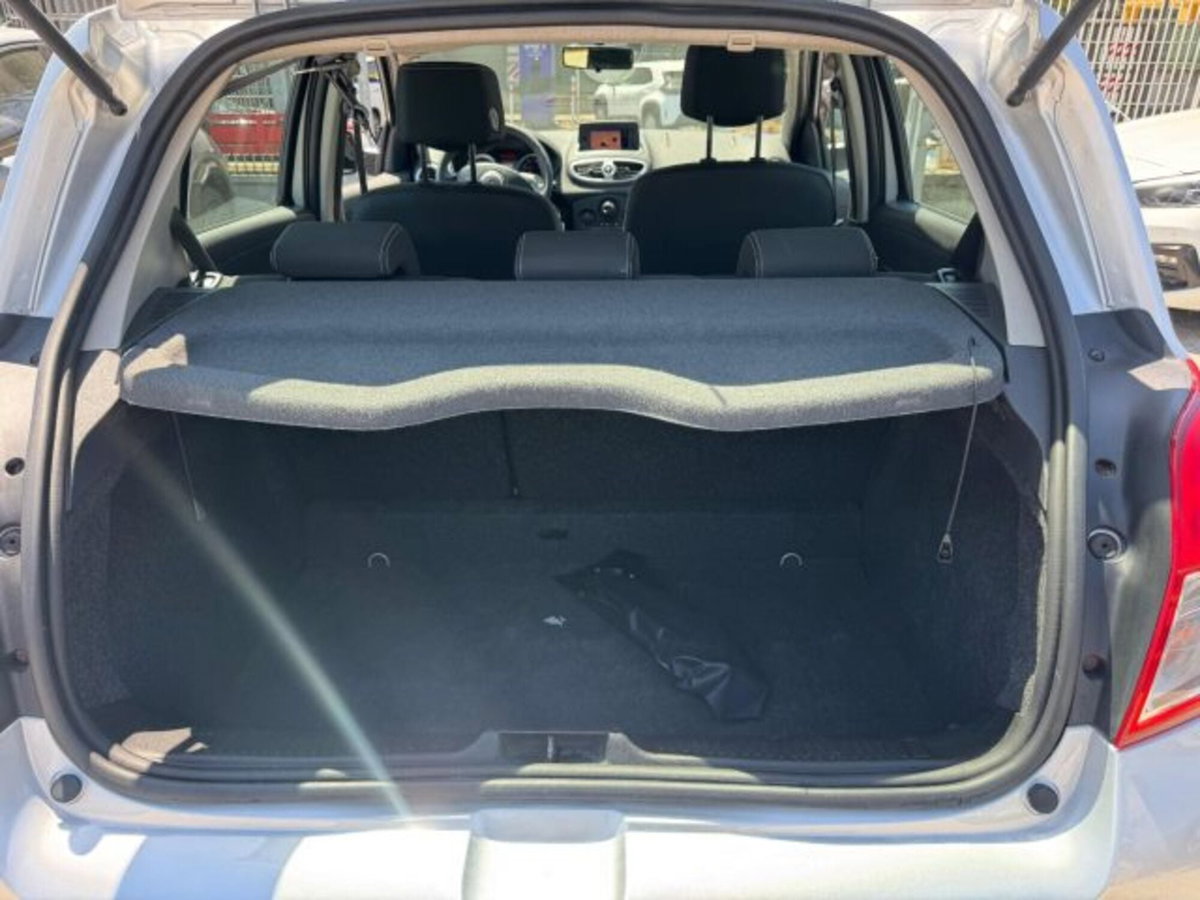Renault Clio 1.2 16V 5 porte GPL Dynamique (13)