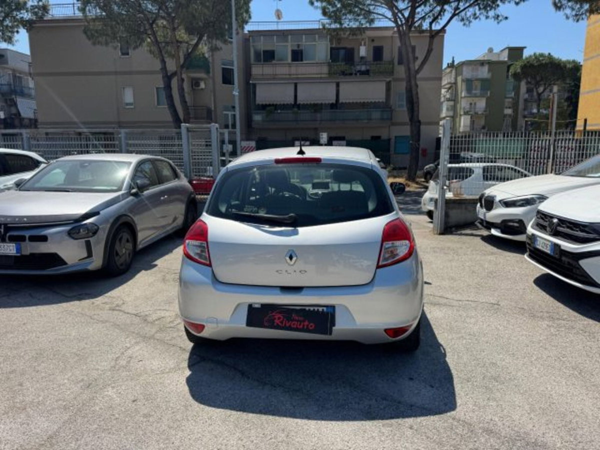 Renault Clio 1.2 16V 5 porte GPL Dynamique (5)