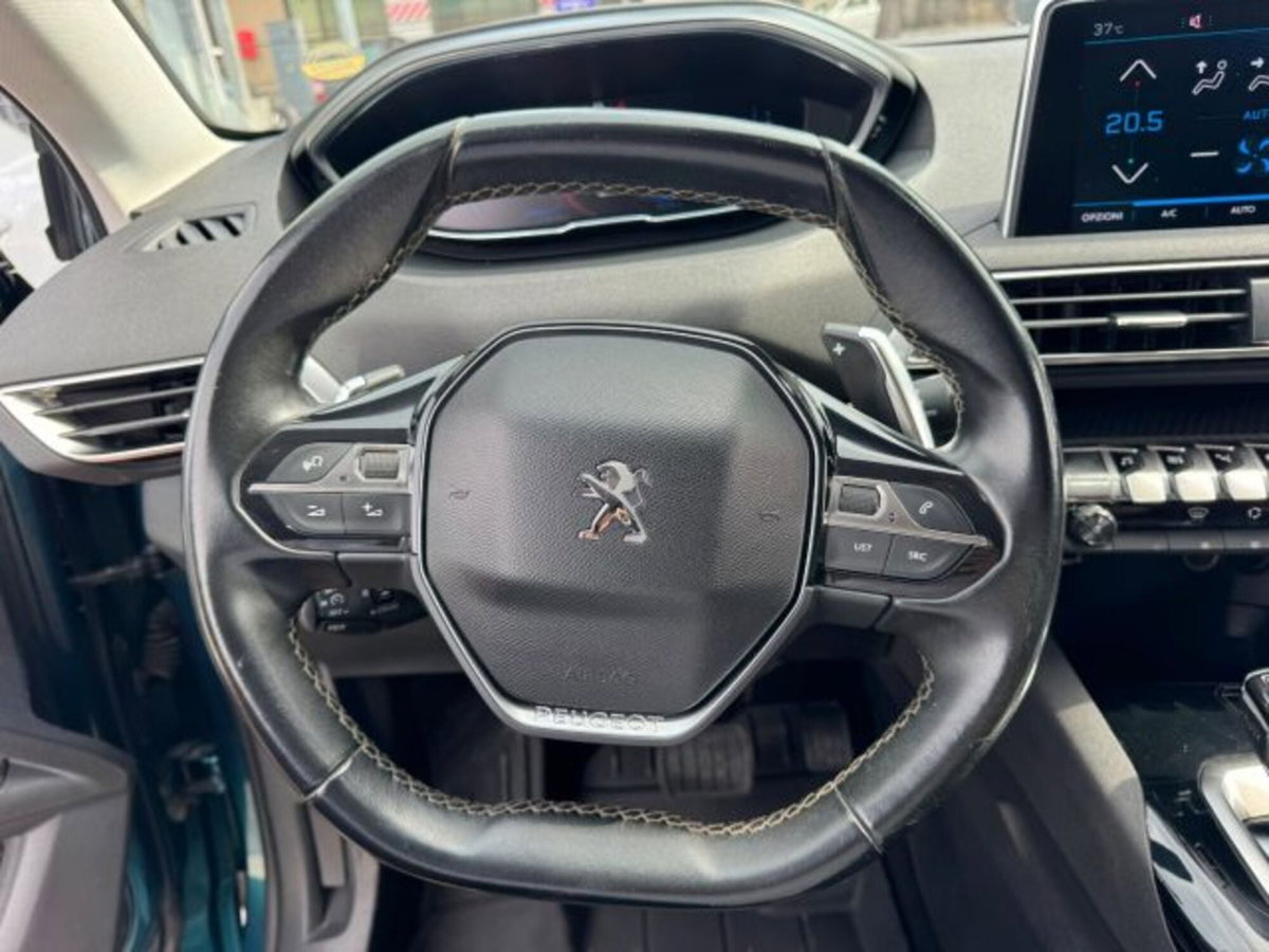 Peugeot 5008 BlueHDi 130 S&S EAT8 Allure (19)