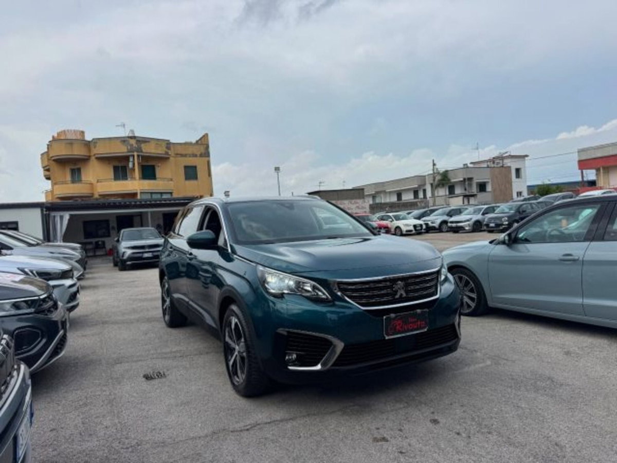 Peugeot 5008 BlueHDi 130 S&S EAT8 Allure (2)