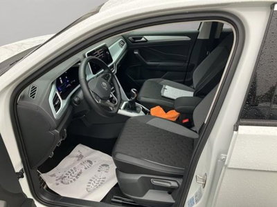 Volkswagen T-Roc 1.0 tsi Sport 115cv (10)