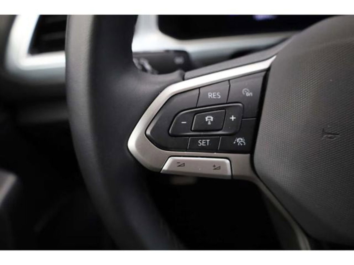 Volkswagen T-Roc 1.0 tsi Sport 115cv (8)