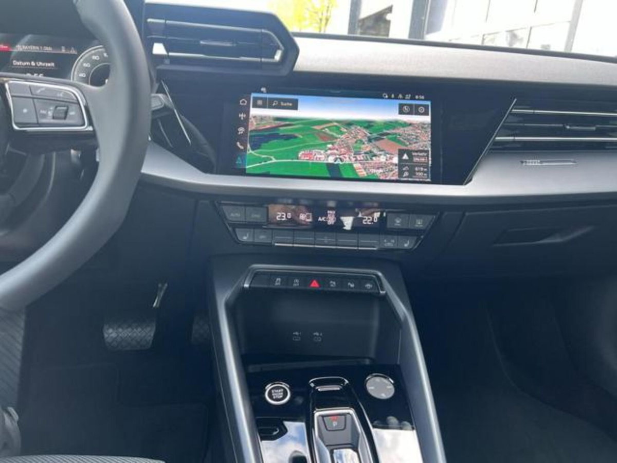 Audi A3 Sportback 30 TFSI S tronic Sport (13)