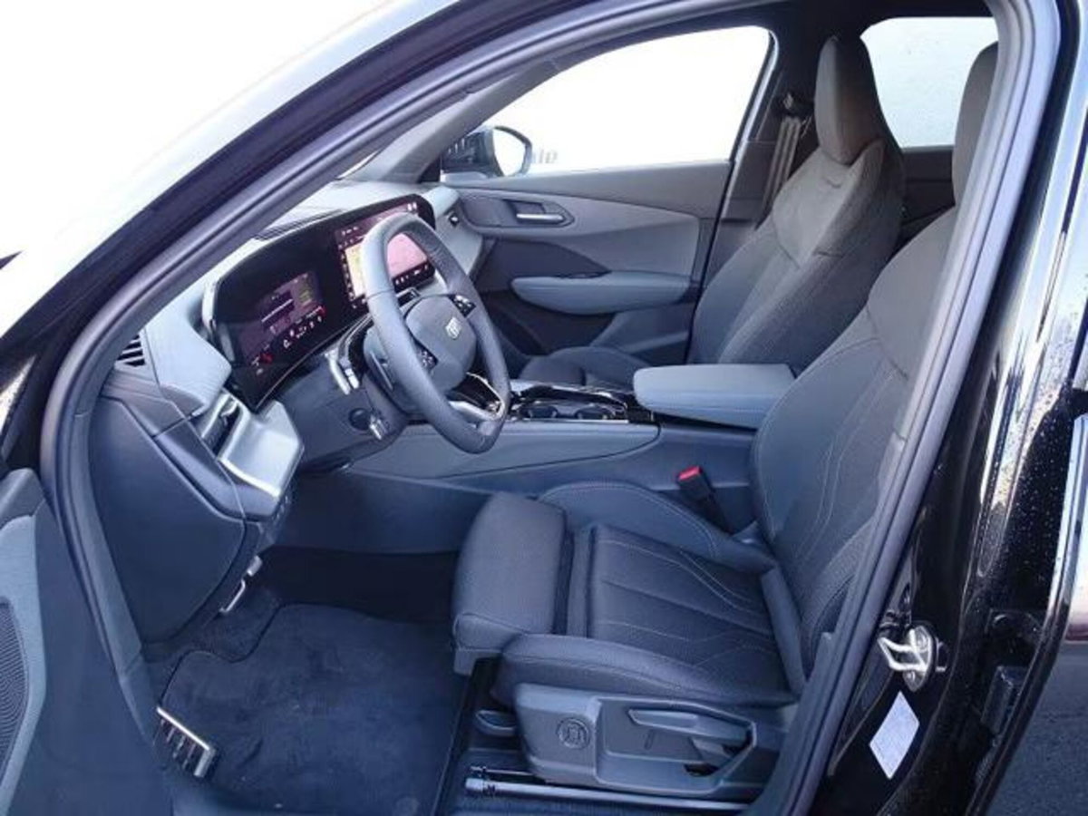 Audi Q3 35 TFSI S line edition (6)