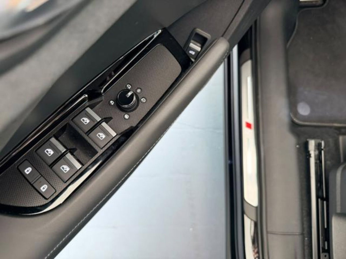 Audi Q3 35 1.5 tfsi S line edition (15)