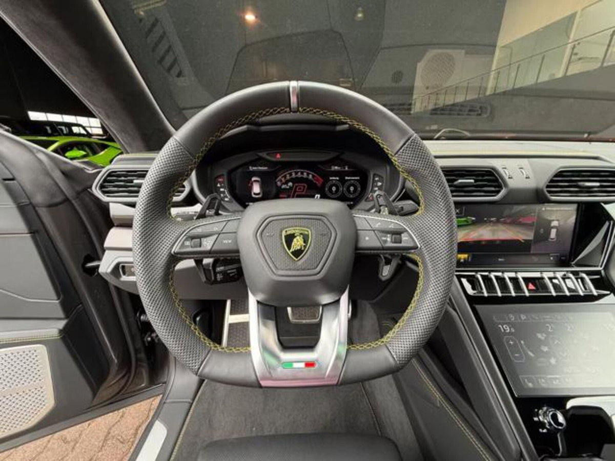 Lamborghini Urus 4.0 V8 S auto (13)
