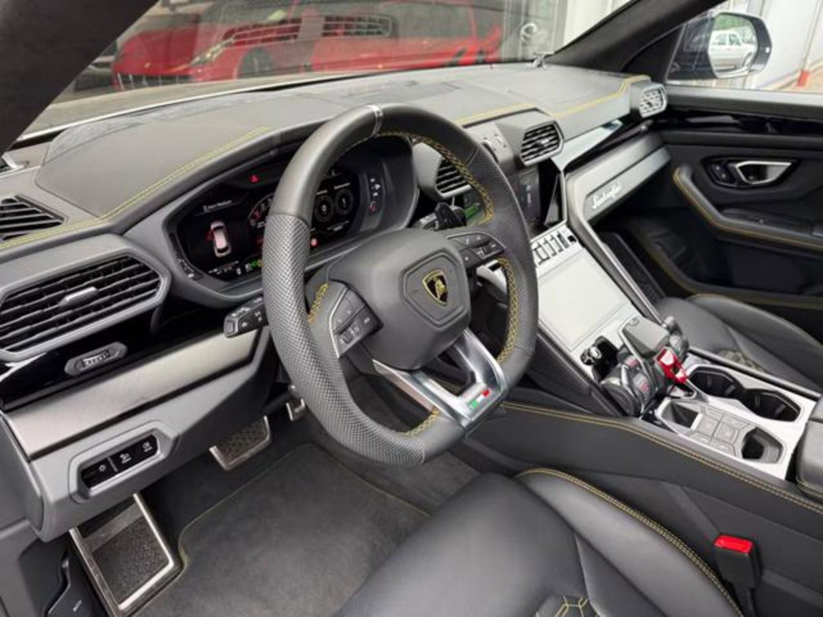 Lamborghini Urus 4.0 V8 S auto (17)