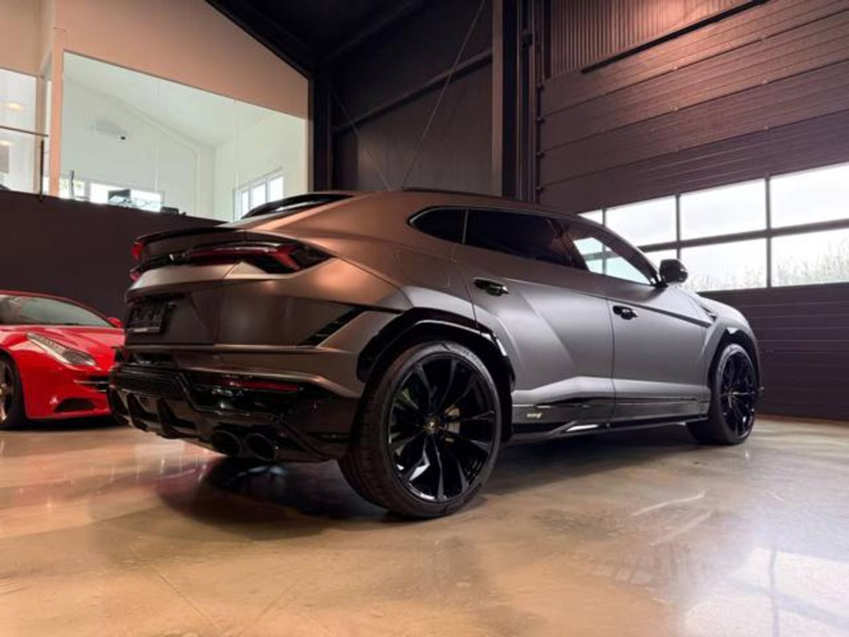 Lamborghini Urus 4.0 V8 S auto (3)