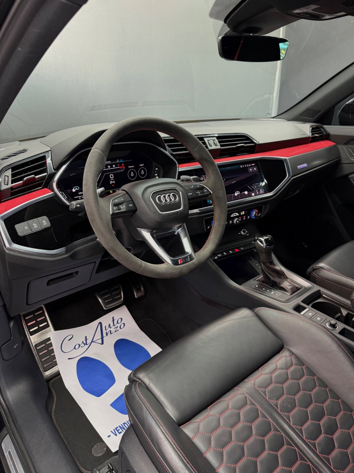 Audi RS Q3 Sportback 2.5 quattro s-tronic (7)